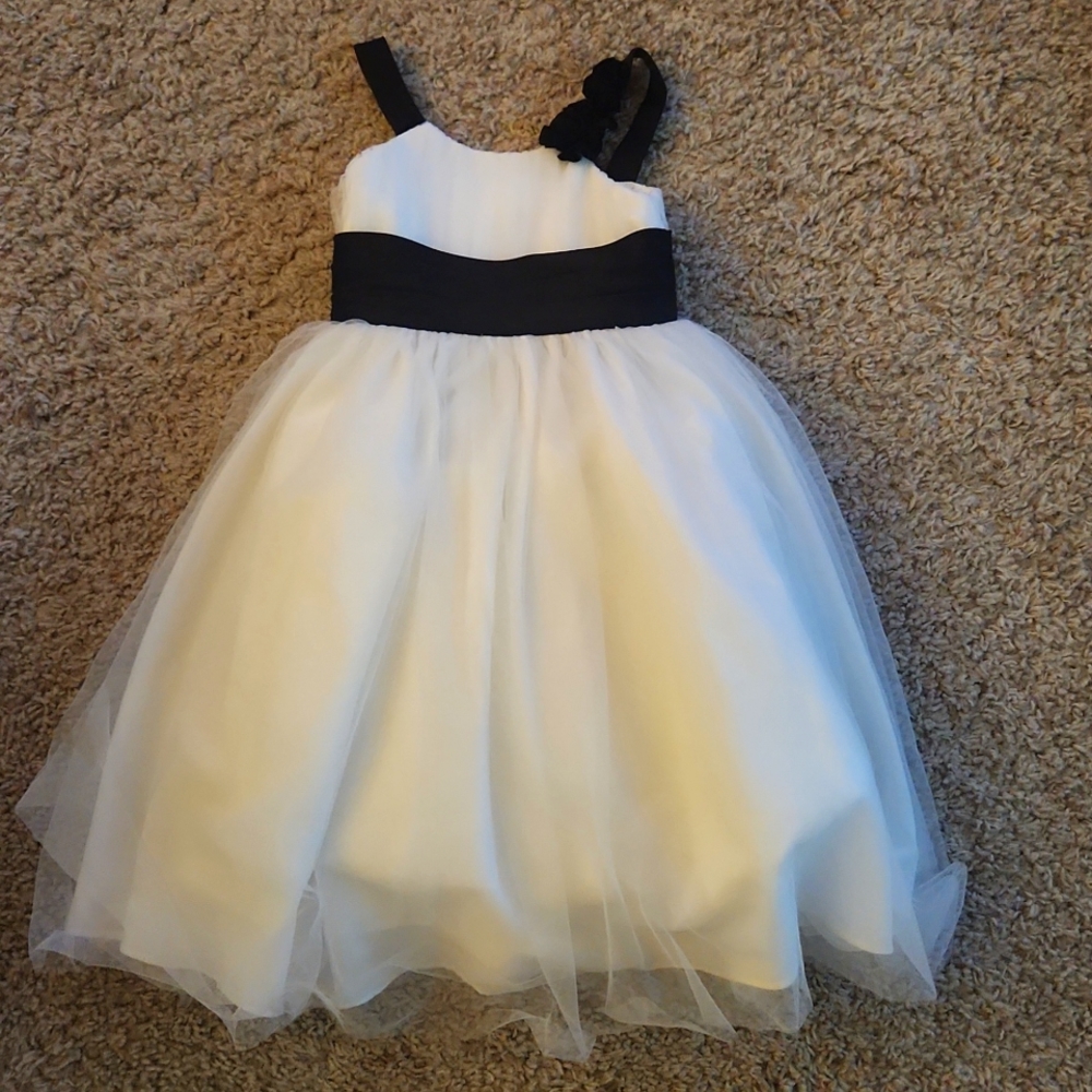 Gorgeous Flower Girl Dress